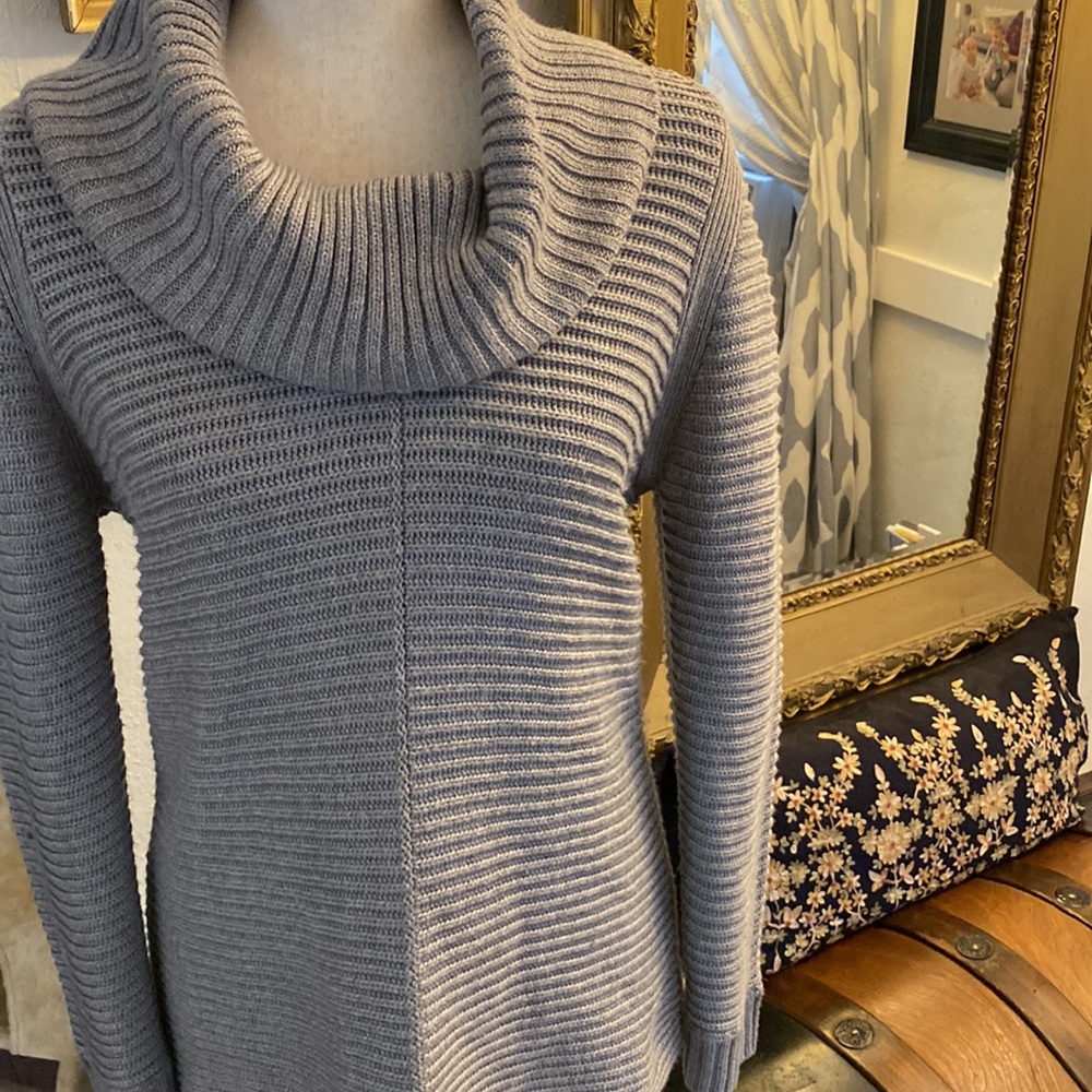 Calvin Klein Horizontal Ribbed Gray Cowl Neck Sweater - Picture 4 of 13